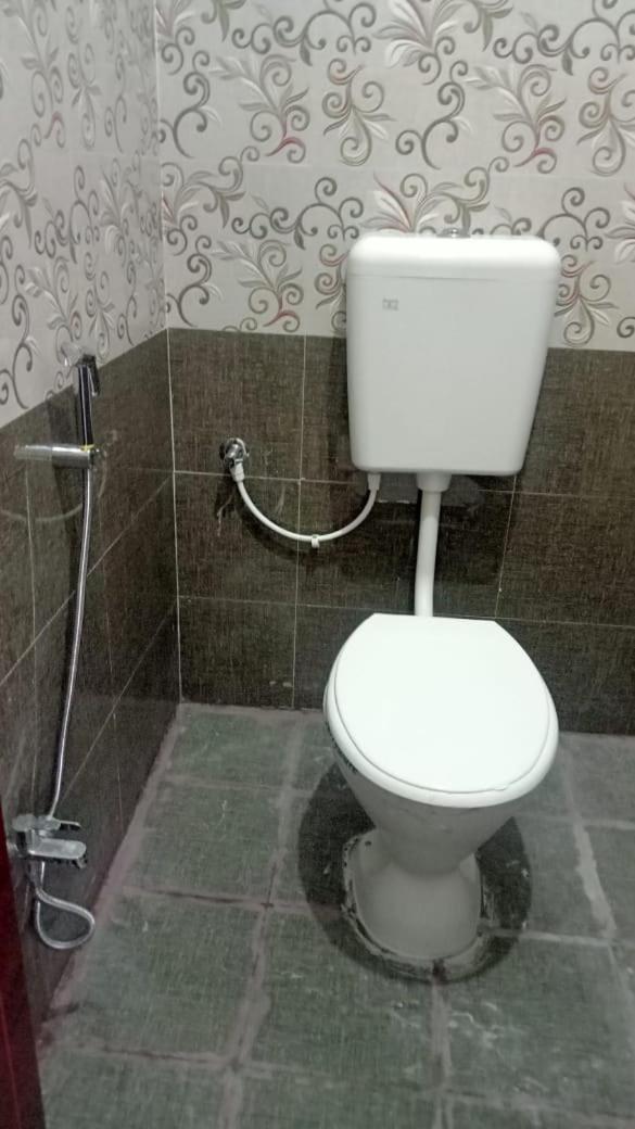 Sri Vasavi Home Stay Tiruvannamalai Ngoại thất bức ảnh